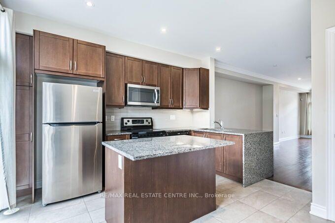 Photo 42 of Unit 23, 2034 Queensborough Gate, Mississauga, Erin Mills — HOMEH