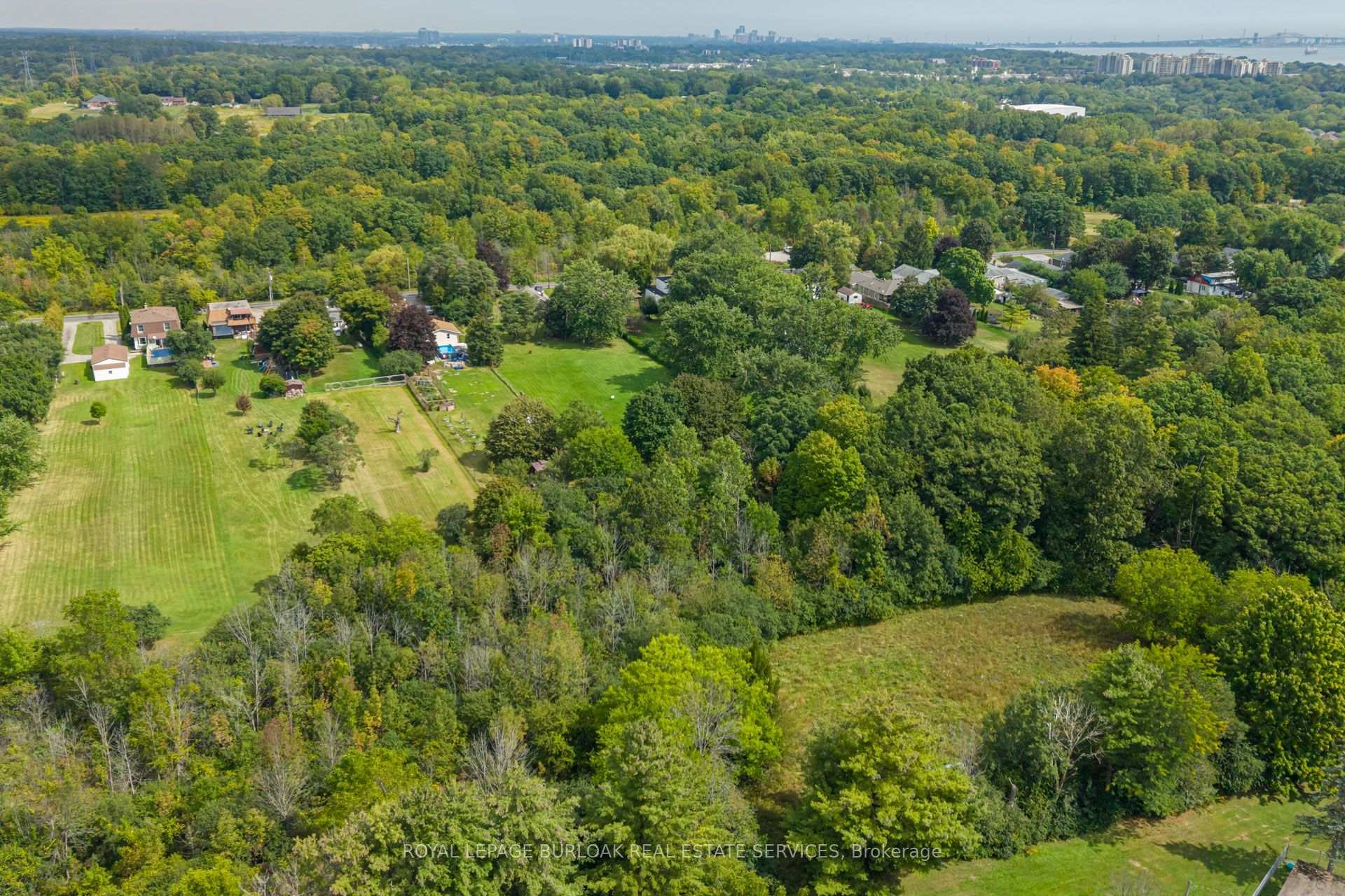 Photo 14 of 1412 Old York Road, Burlington, Grindstone — HOMEH