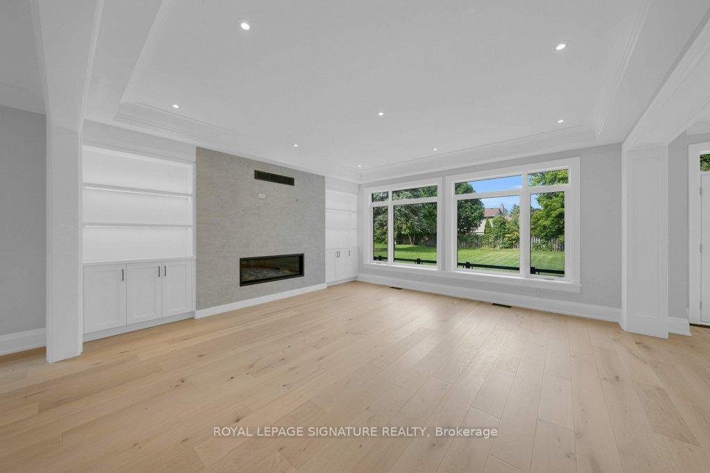 Photo 6 of 92 Howard Road, Newmarket, Huron Heights-Leslie Valley — HOMEH