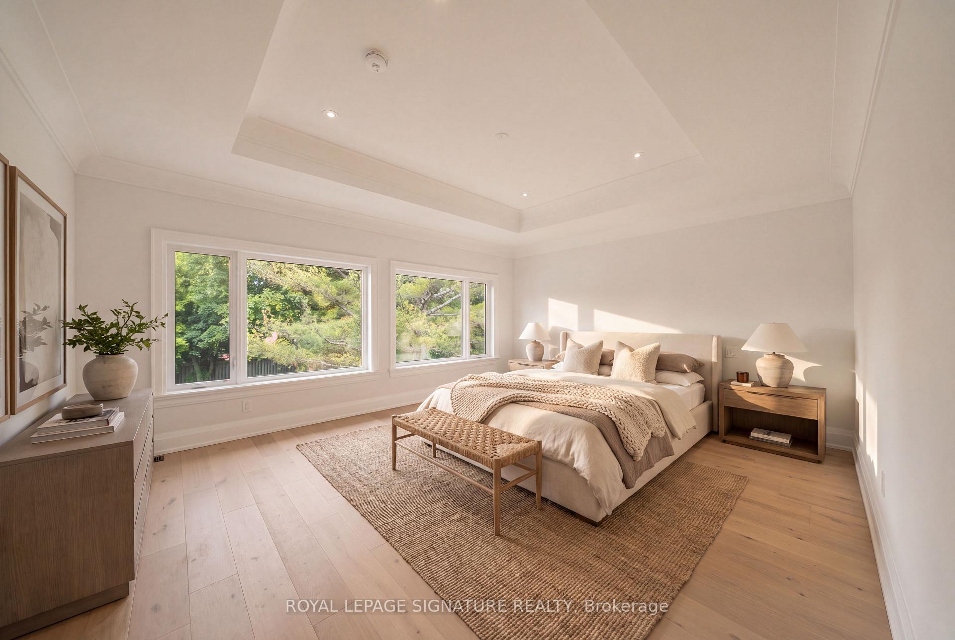 Photo 16 of 92 Howard Road, Newmarket, Huron Heights-Leslie Valley — HOMEH