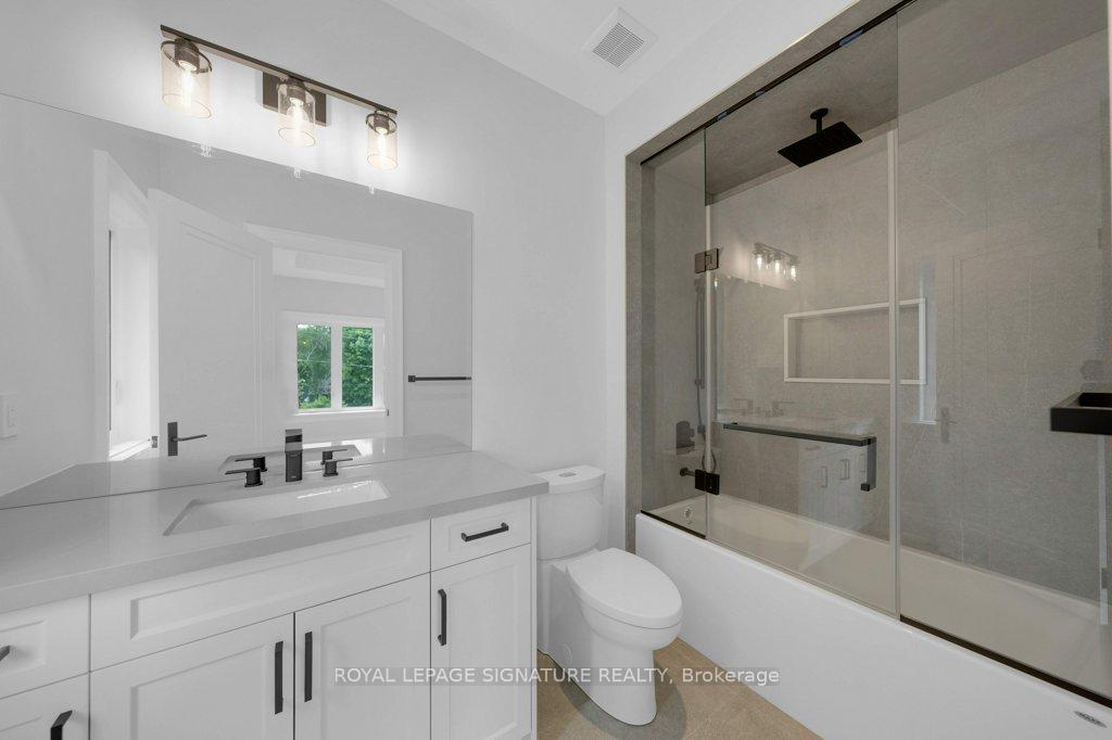 Photo 34 of 92 Howard Road, Newmarket, Huron Heights-Leslie Valley — HOMEH