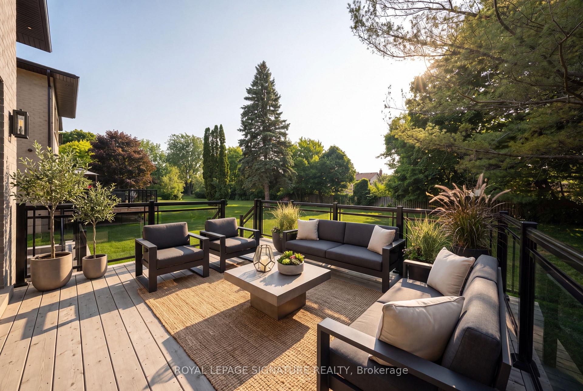 Photo 46 of 92 Howard Road, Newmarket, Huron Heights-Leslie Valley — HOMEH