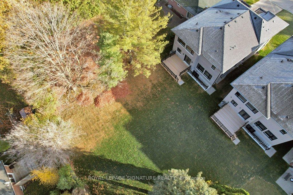 Photo 50 of 92 Howard Road, Newmarket, Huron Heights-Leslie Valley — HOMEH