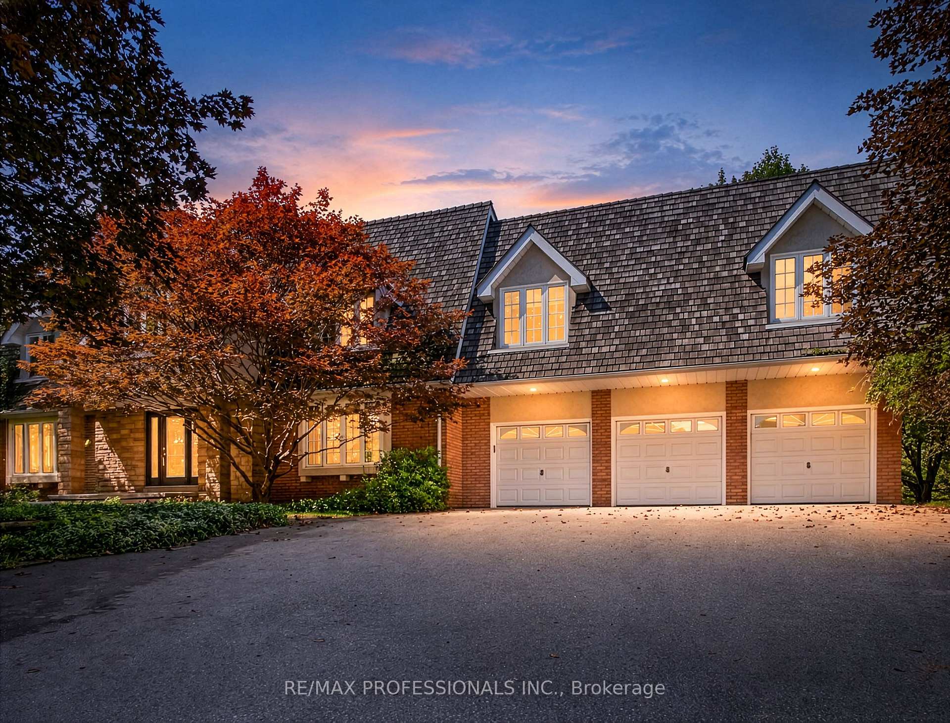 Photo 7 of 60 Kingscross Drive, King, King City — HOMEH