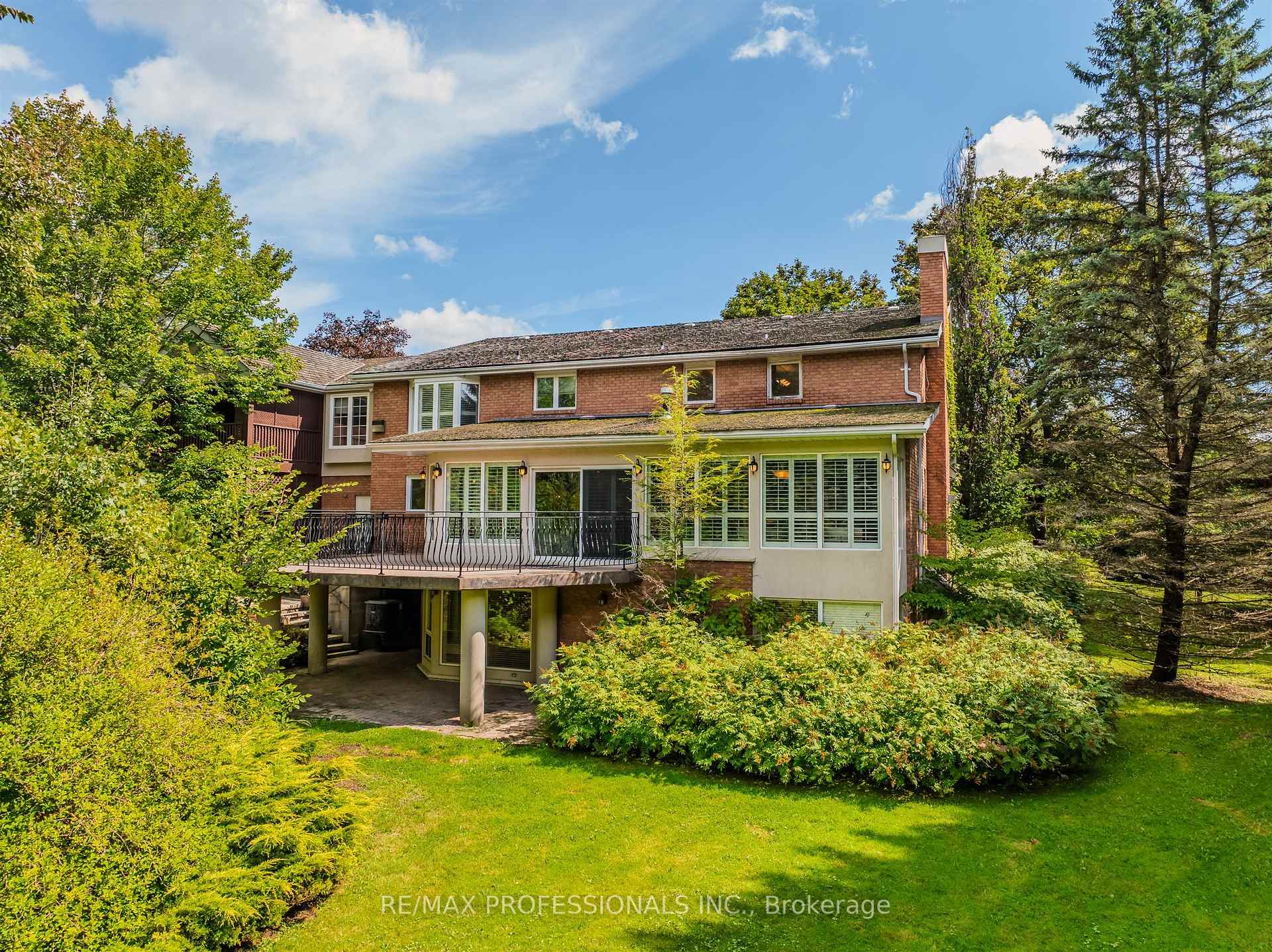 Photo 44 of 60 Kingscross Drive, King, King City — HOMEH