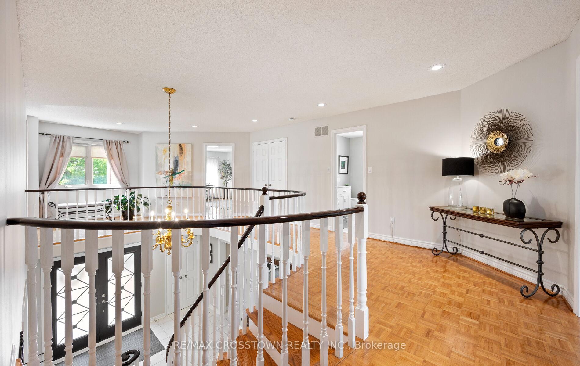 Photo 22 of 194 Caproni Drive, Vaughan, Maple — HOMEH