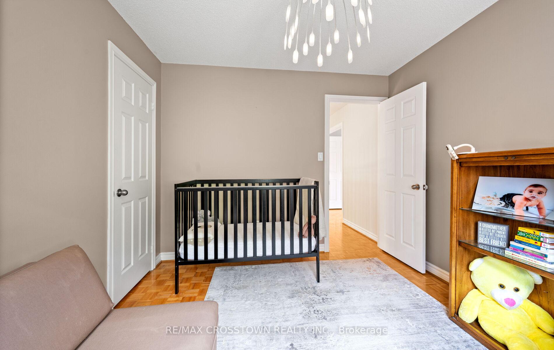 Photo 26 of 194 Caproni Drive, Vaughan, Maple — HOMEH