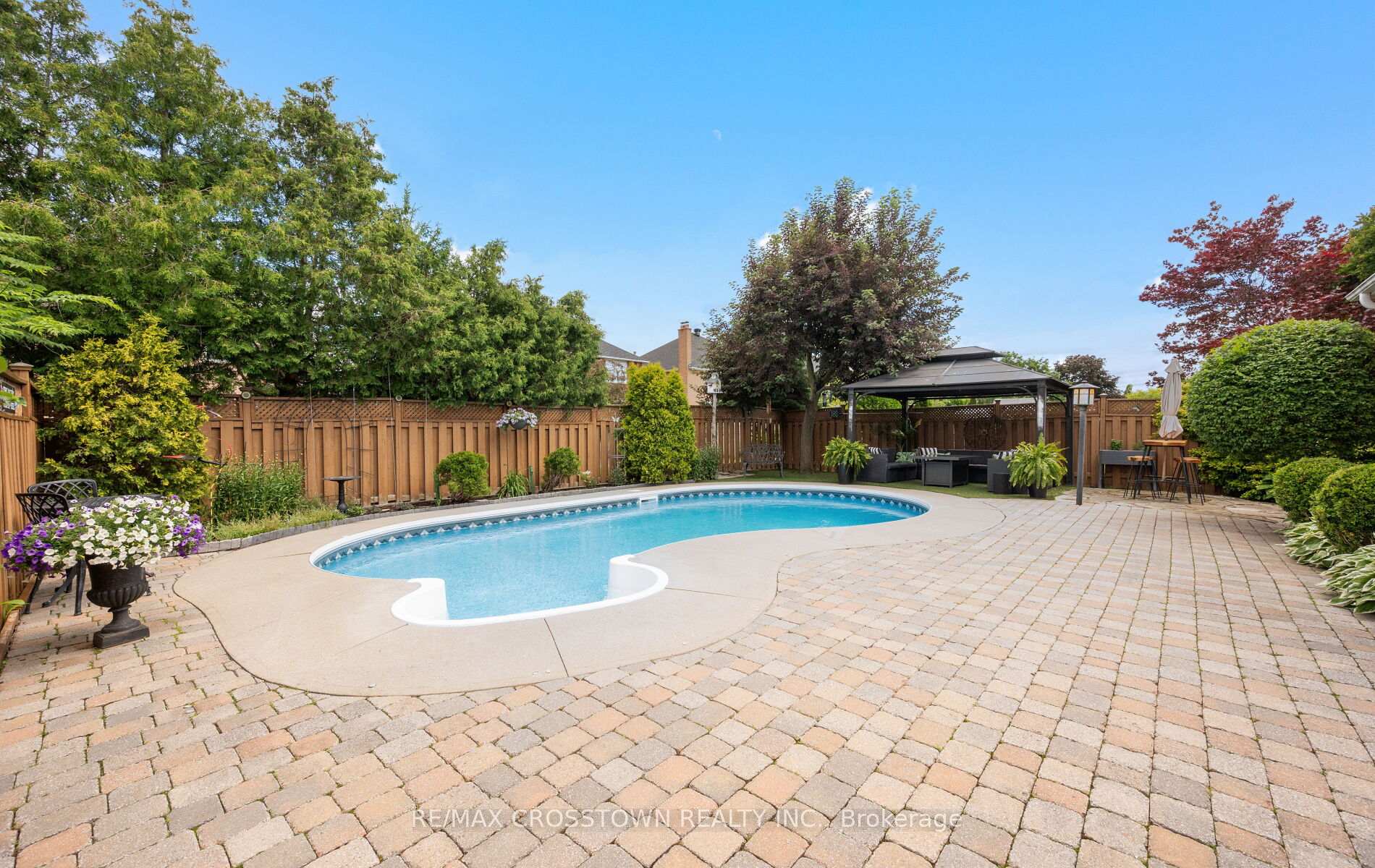 Photo 34 of 194 Caproni Drive, Vaughan, Maple — HOMEH