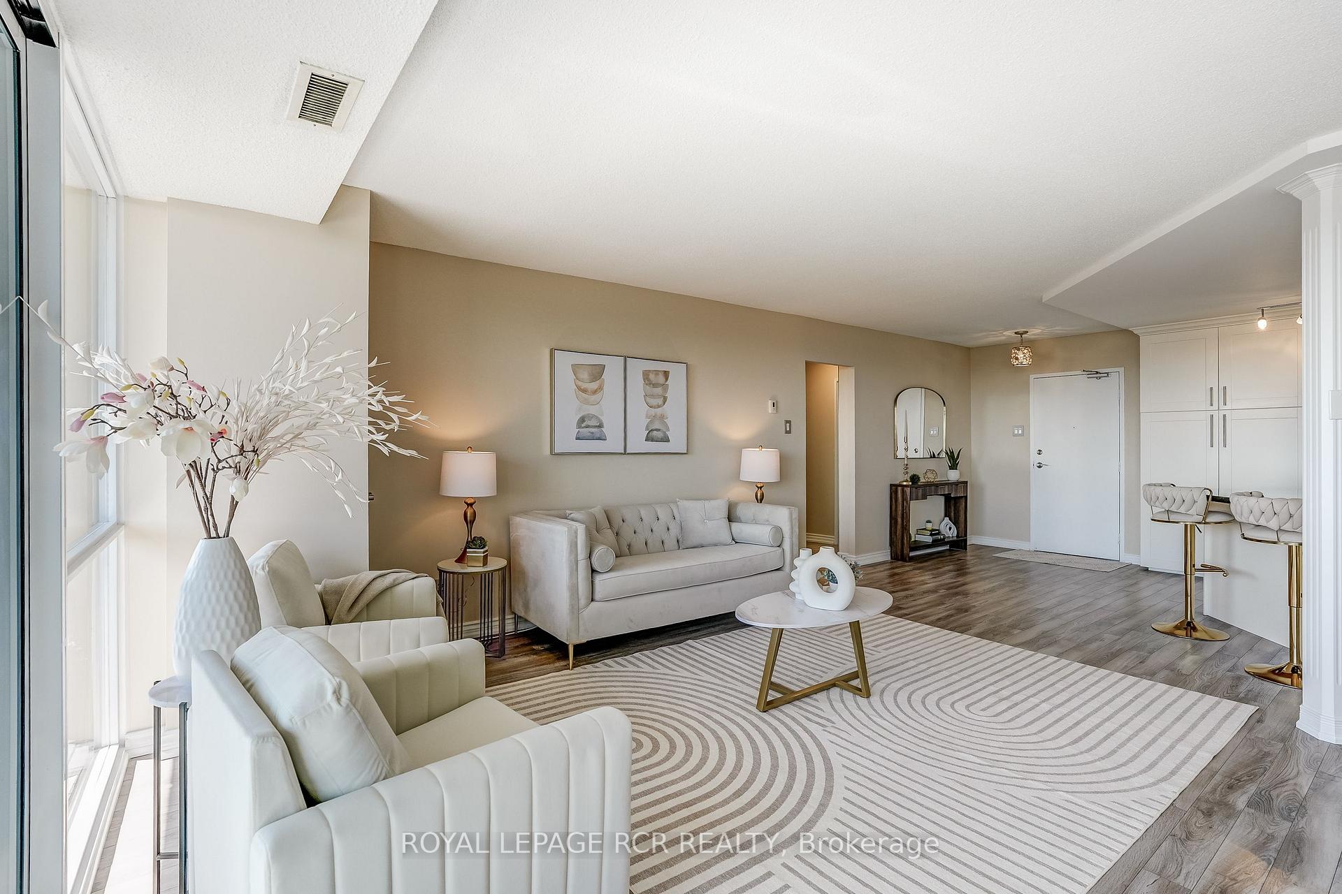 Photo 20 of Unit 1612, 8111 Yonge Street, Markham, Royal Orchard — HOMEH