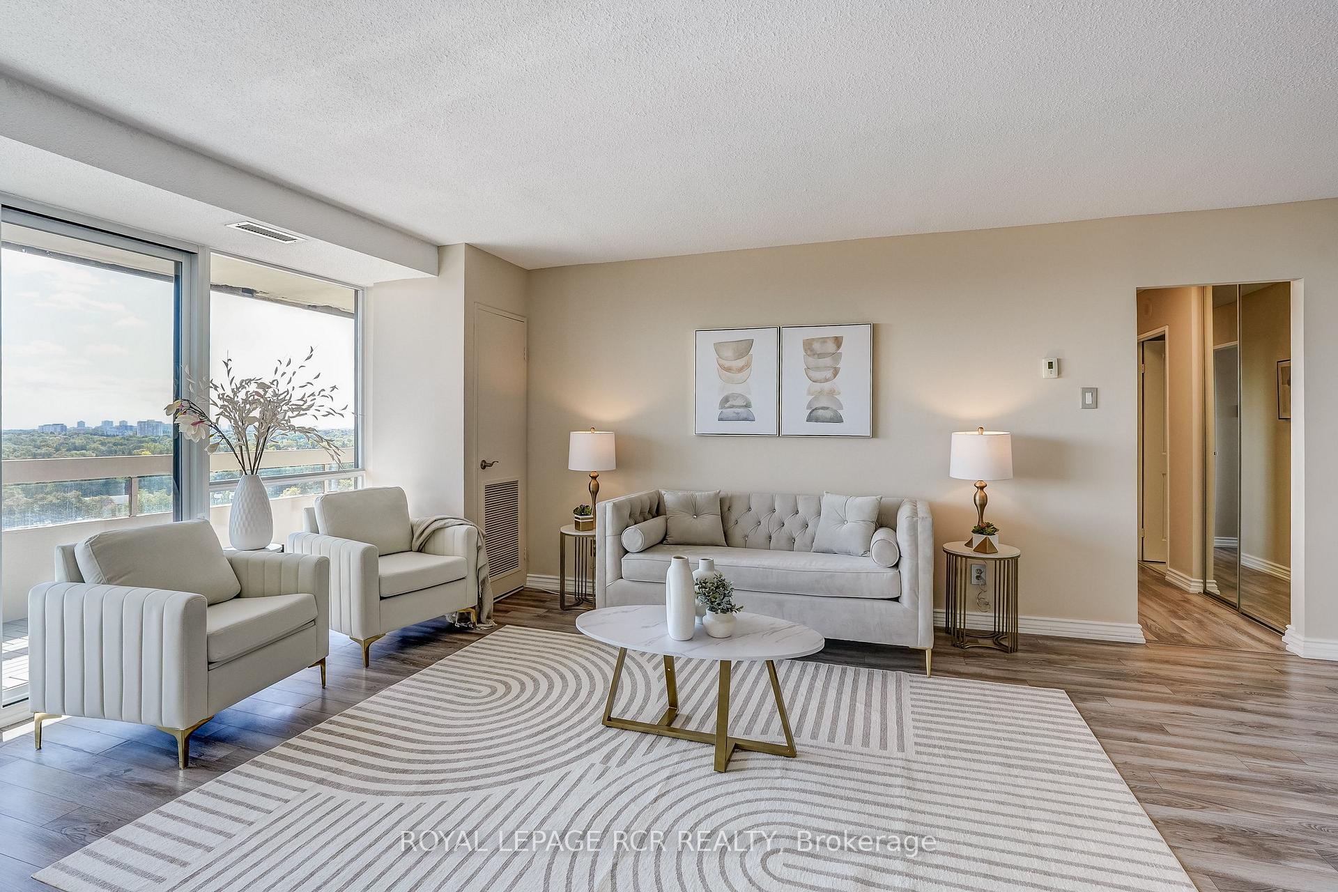 Photo 22 of Unit 1612, 8111 Yonge Street, Markham, Royal Orchard — HOMEH