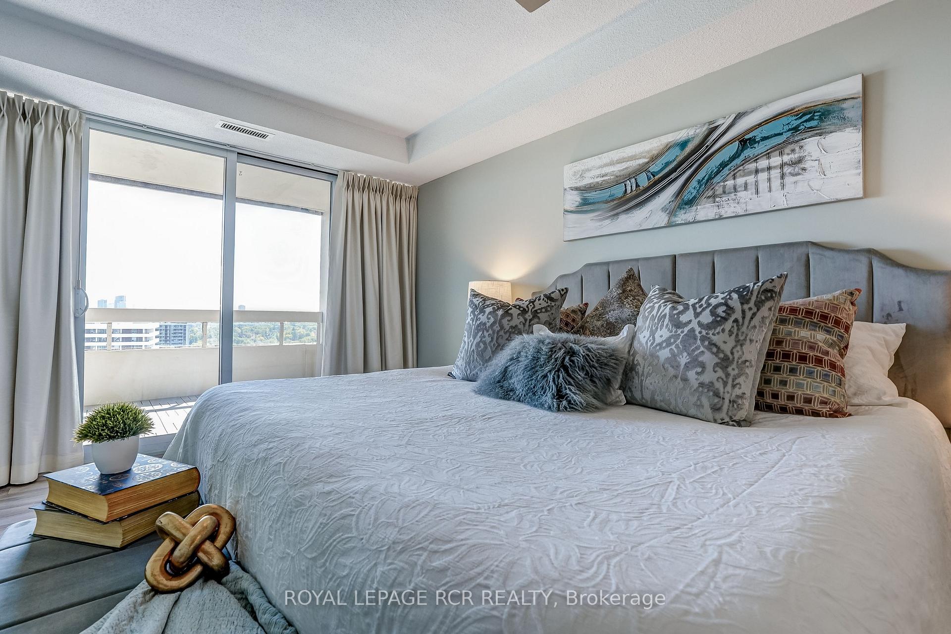 Photo 30 of Unit 1612, 8111 Yonge Street, Markham, Royal Orchard — HOMEH
