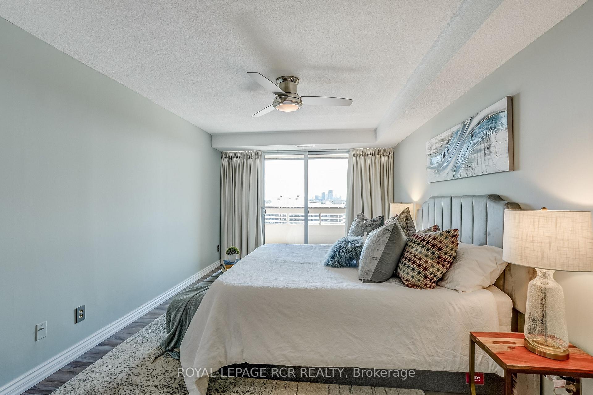 Photo 32 of Unit 1612, 8111 Yonge Street, Markham, Royal Orchard — HOMEH