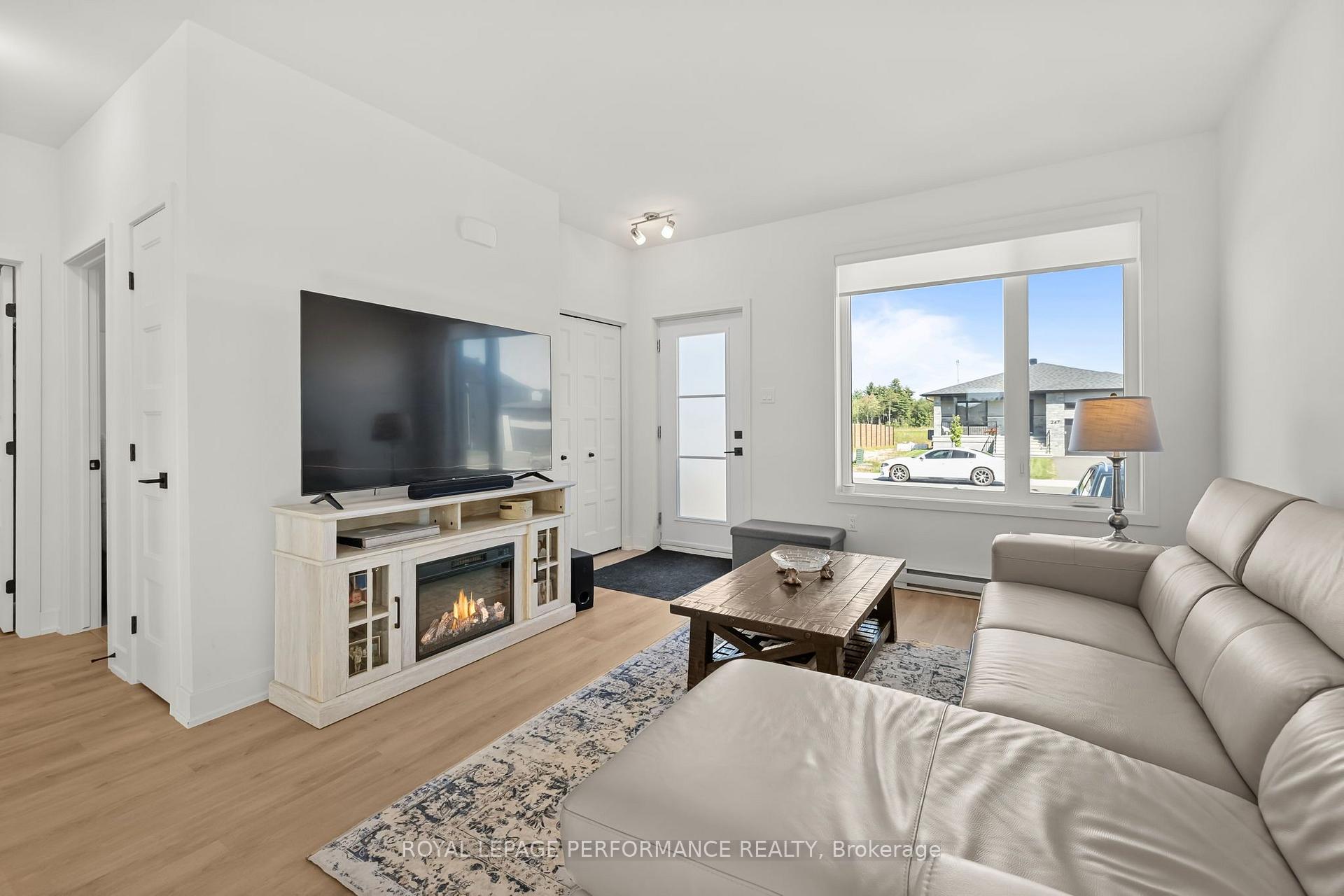 Photo 6 of Unit A, 248 Bourdeau Boulevard, The Nation, Limoges — HOMEH