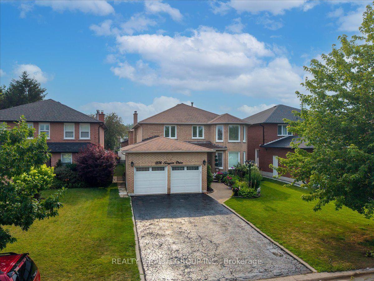 Photo 2 of 1576 Saugeen Drive, Pickering, Amberlea — HOMEH