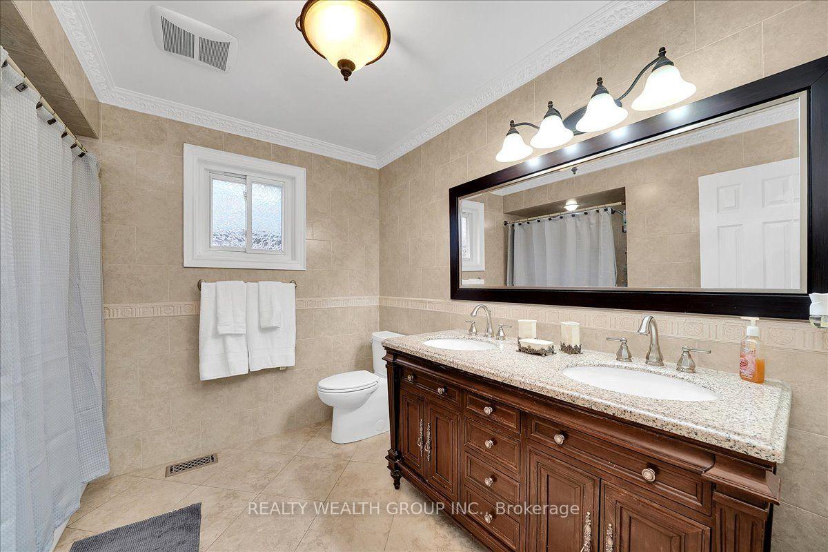 Photo 25 of 1576 Saugeen Drive, Pickering, Amberlea — HOMEH