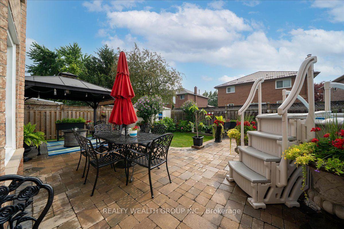 Photo 33 of 1576 Saugeen Drive, Pickering, Amberlea — HOMEH