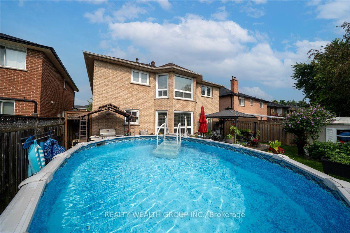 Photo 38 of 1576 Saugeen Drive, Pickering, Amberlea — HOMEH