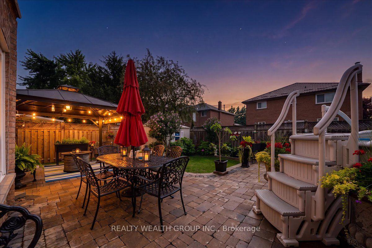Photo 40 of 1576 Saugeen Drive, Pickering, Amberlea — HOMEH