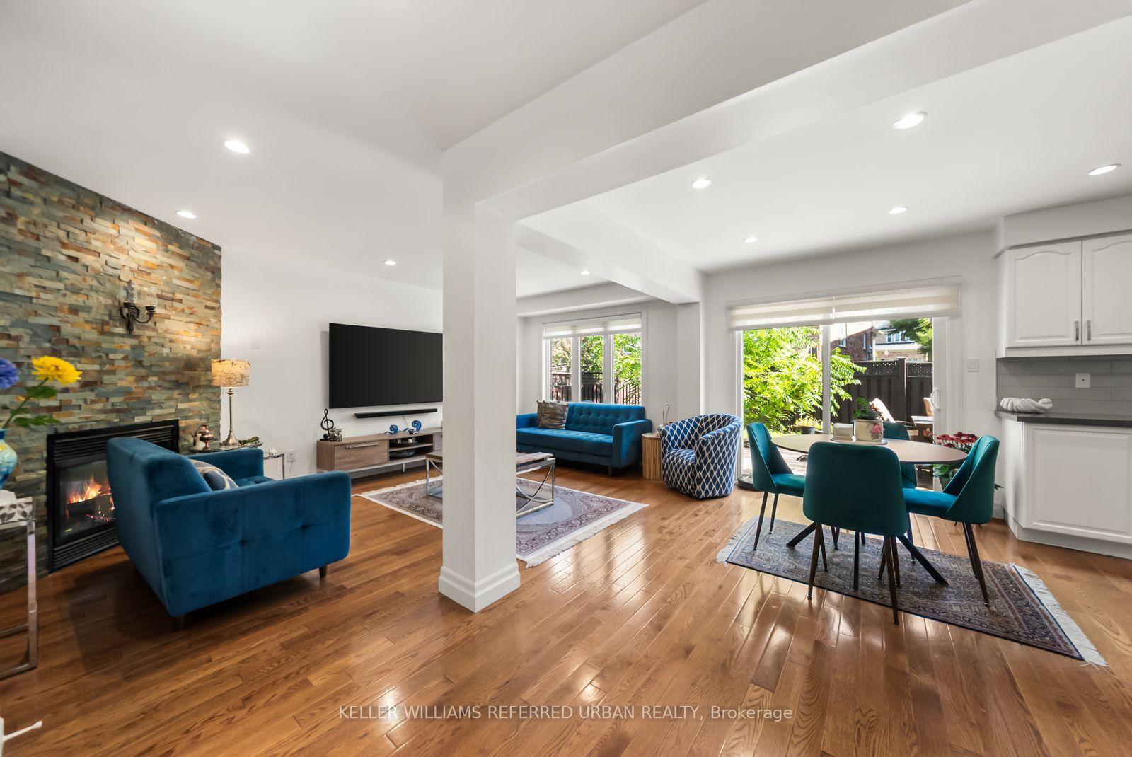 Photo 13 of 1002 Oaktree Crescent, Newmarket, Summerhill Estates — HOMEH