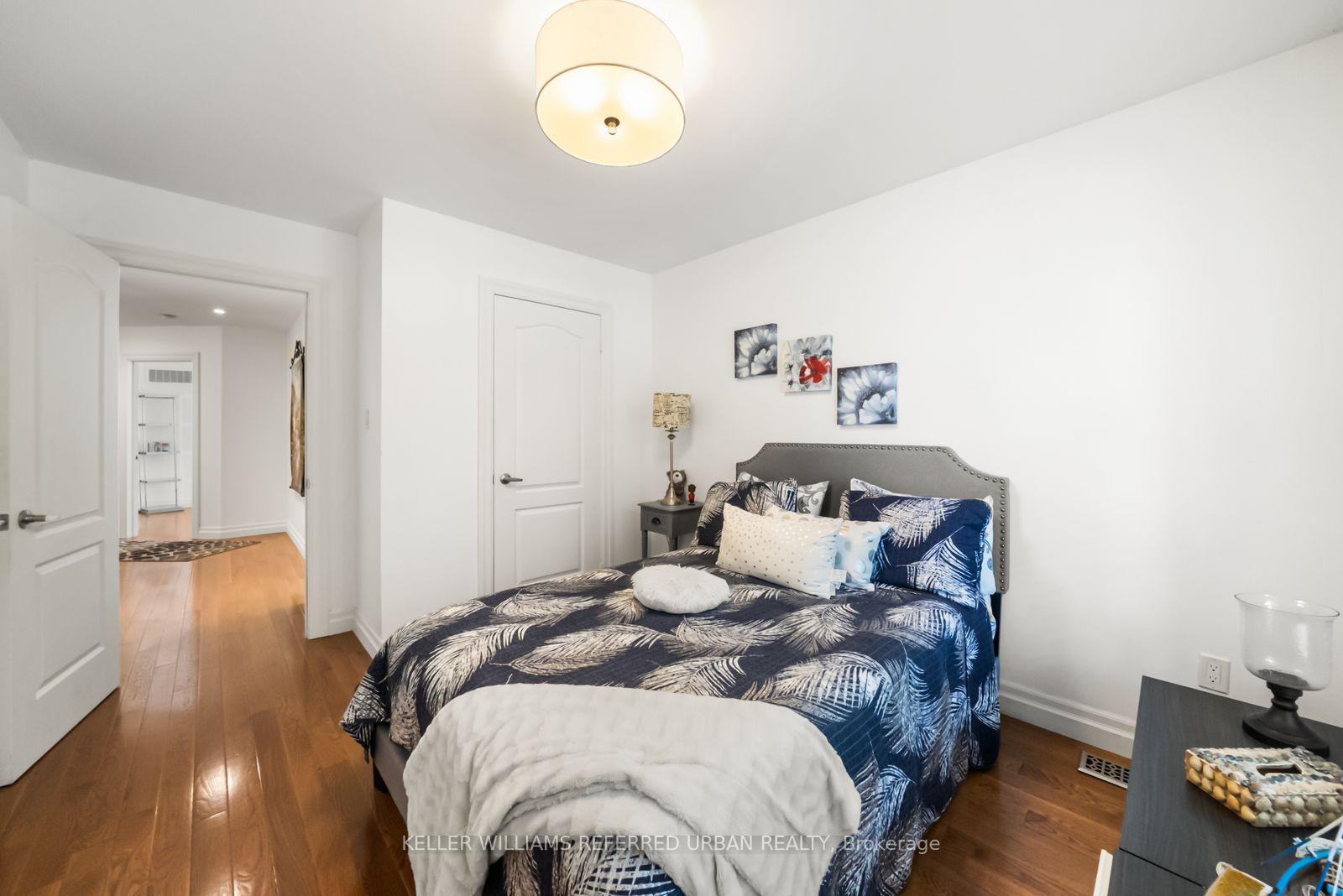 Photo 32 of 1002 Oaktree Crescent, Newmarket, Summerhill Estates — HOMEH