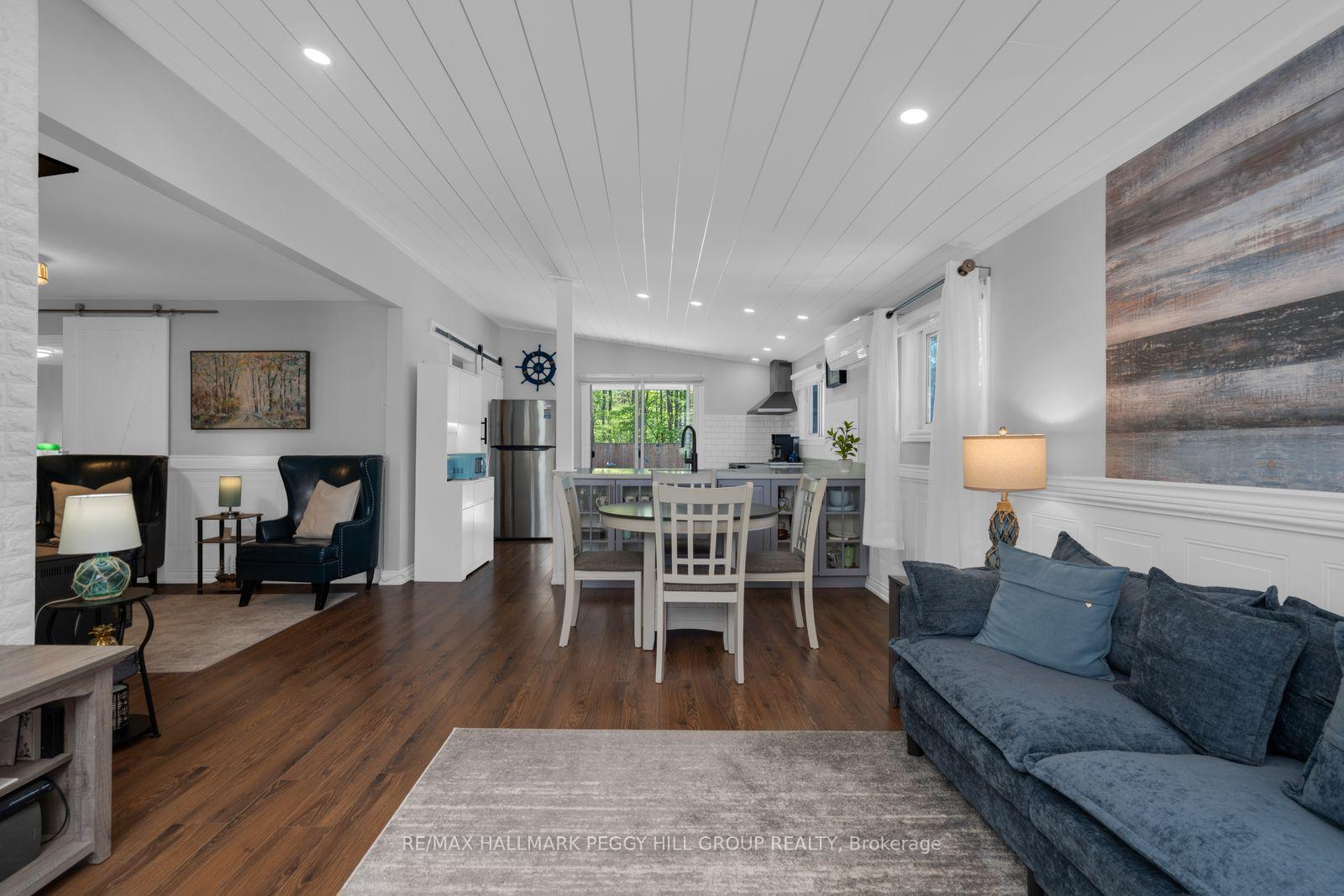 Photo 3 of 41 Laidlaw Street, Wasaga Beach — HOMEH