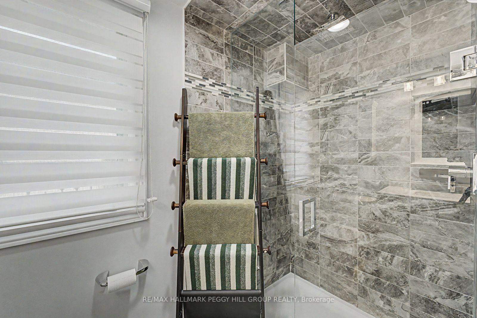Photo 15 of 41 Laidlaw Street, Wasaga Beach — HOMEH