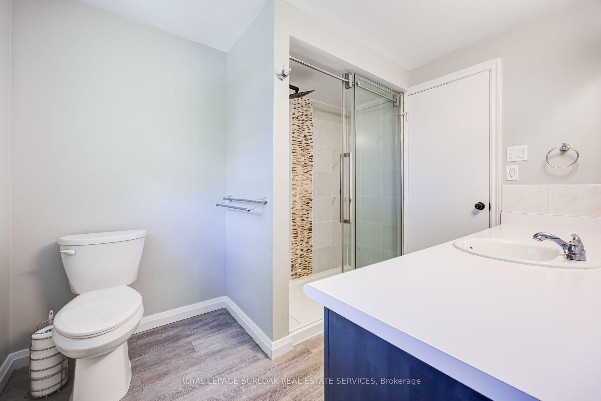Photo 20 of 2037 Mountain Grove Avenue, Burlington, Brant Hills — HOMEH