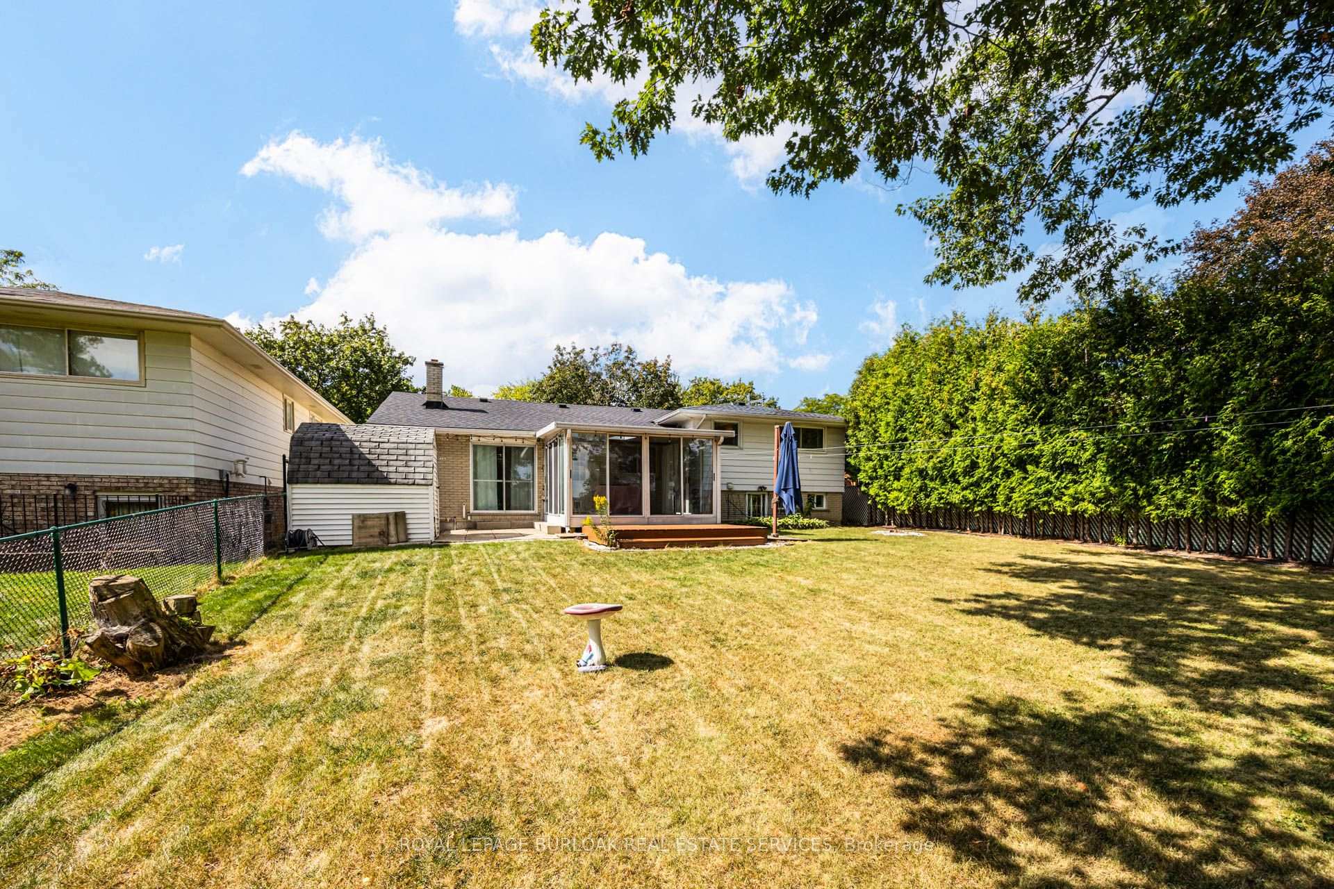 Photo 32 of 2037 Mountain Grove Avenue, Burlington, Brant Hills — HOMEH