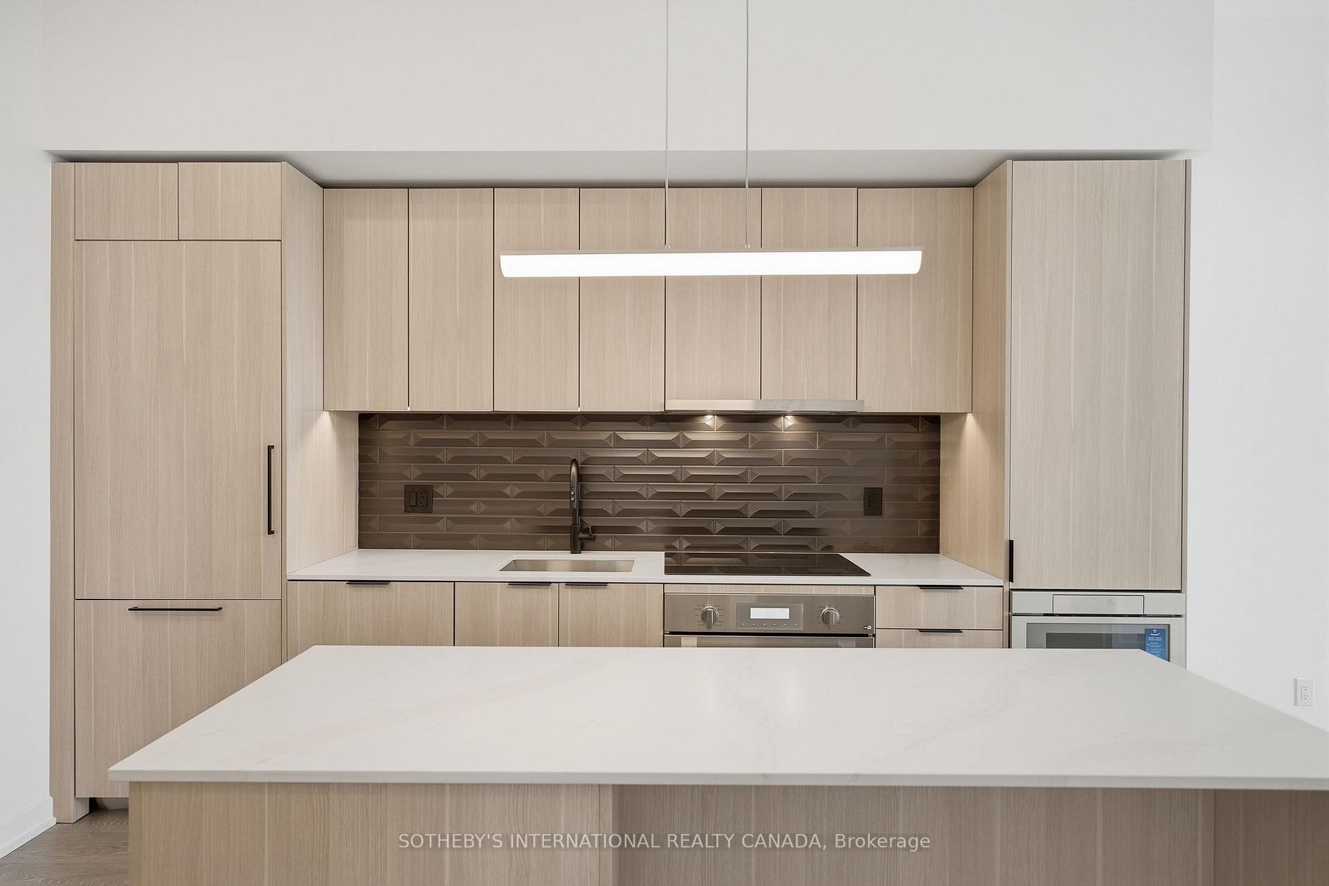 Photo 6 of Unit PH01, 88 Bathurst Street, Toronto, Niagara — HOMEH