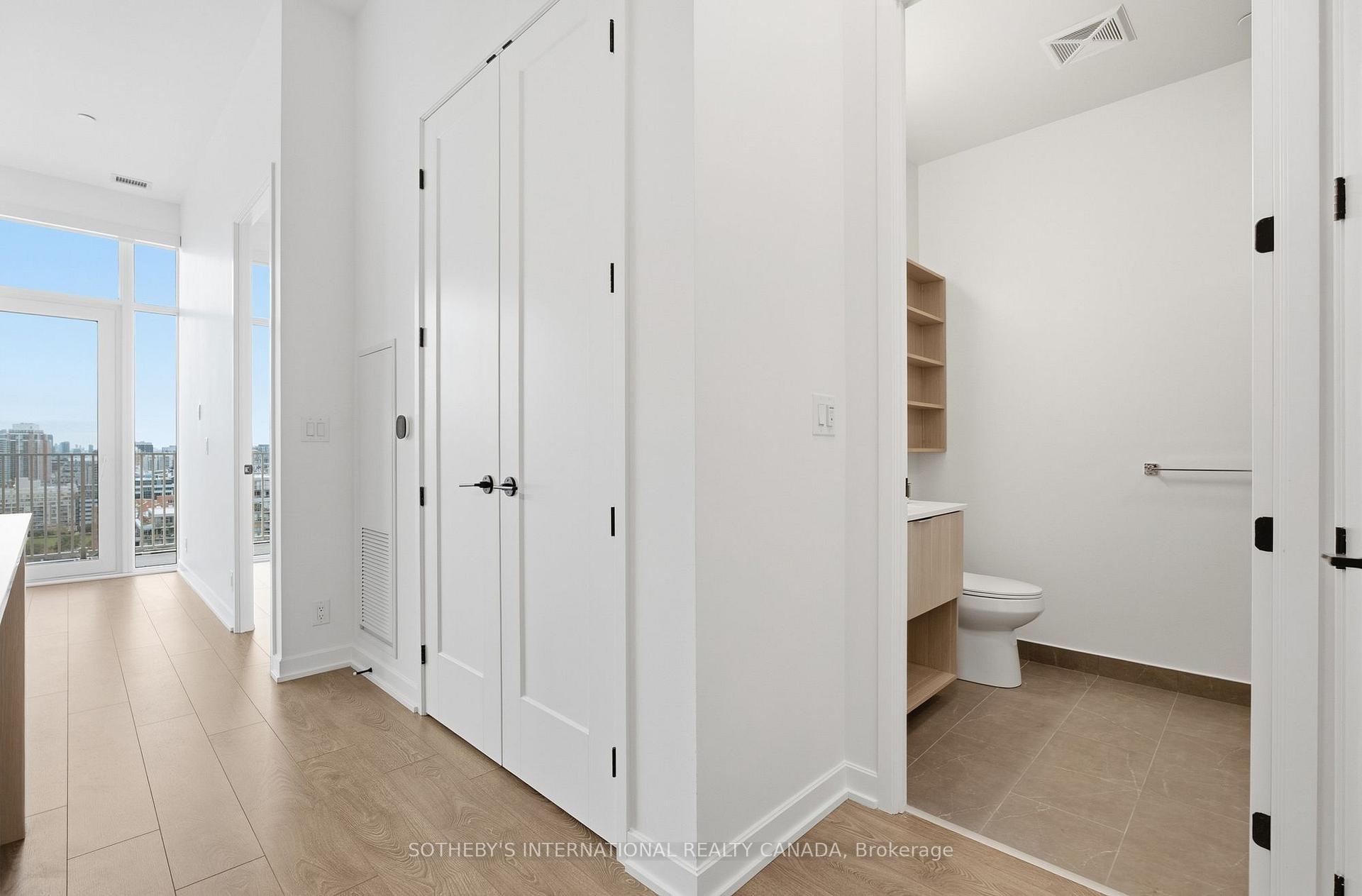 Photo 18 of Unit PH01, 88 Bathurst Street, Toronto, Niagara — HOMEH
