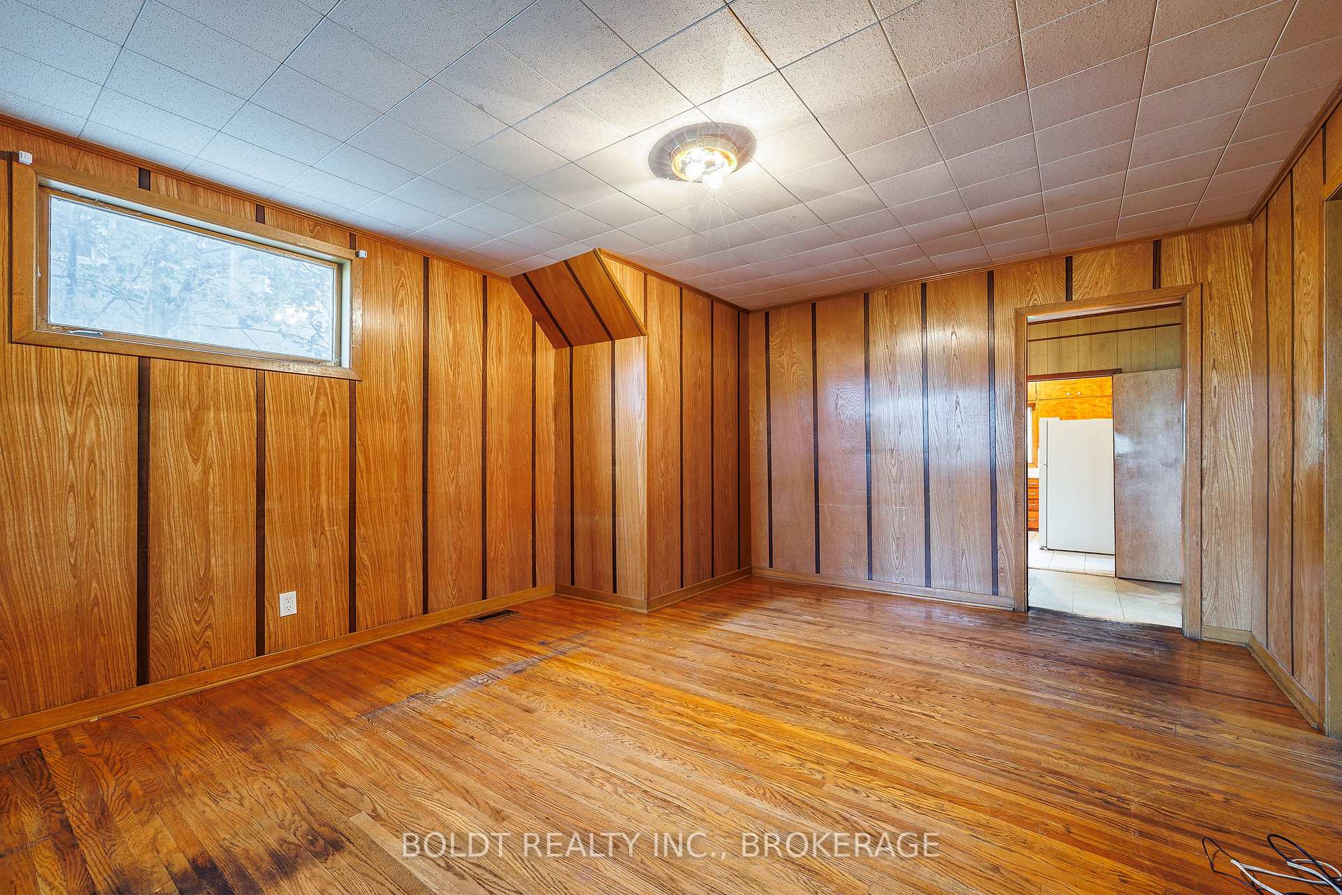 Photo 4 of 35 Regent Street, Thorold, Thorold Downtown — HOMEH