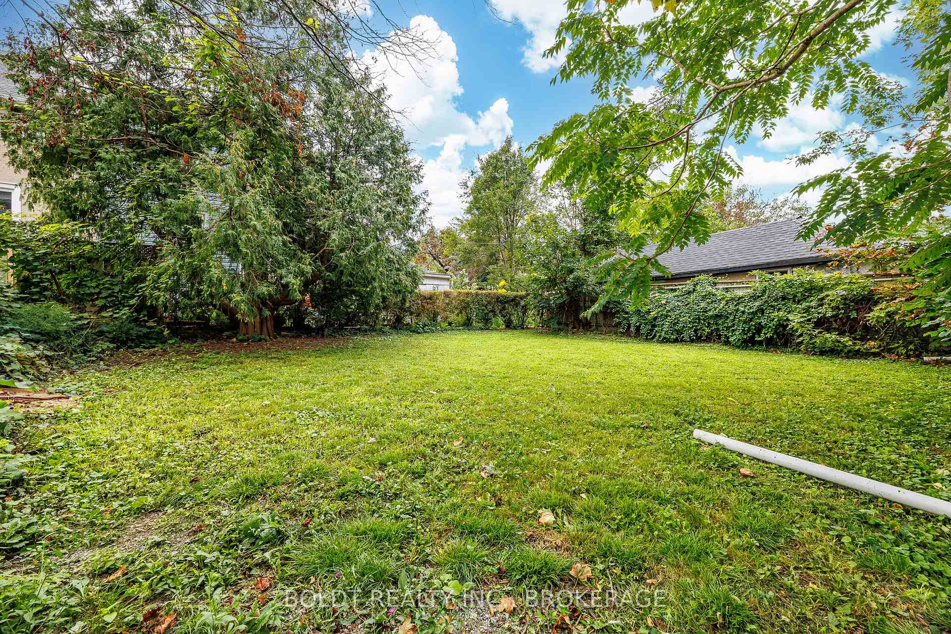 Photo 22 of 35 Regent Street, Thorold, Thorold Downtown — HOMEH
