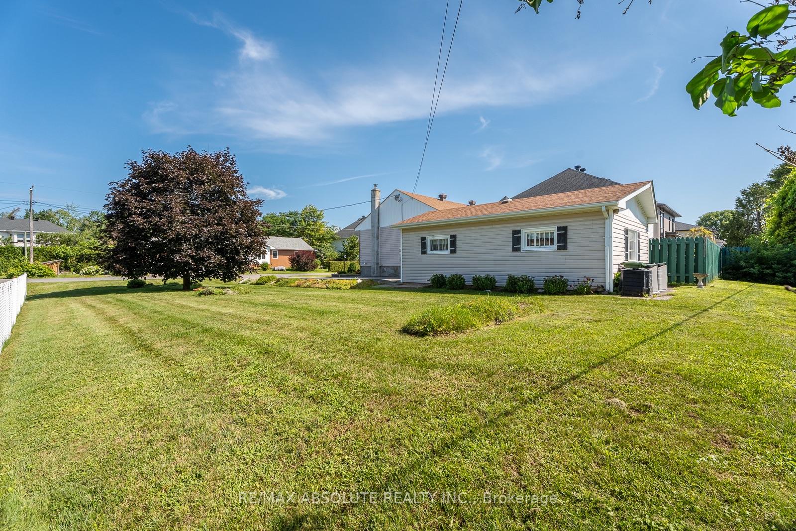 Photo 34 of 1880 Kingsdale Avenue, Ottawa, Blossom Park/Leitrim — HOMEH