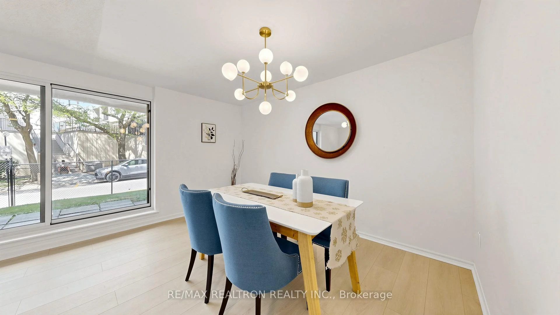 Photo 23 of Unit 151, 10 Moonstone Byway, North York, Hillcrest Village — HOMEH