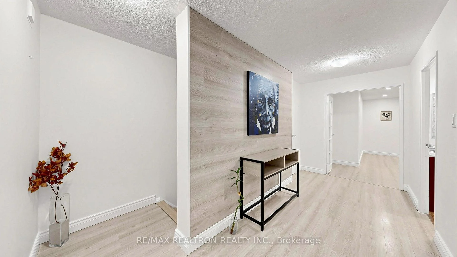 Photo 30 of Unit 151, 10 Moonstone Byway, North York, Hillcrest Village — HOMEH