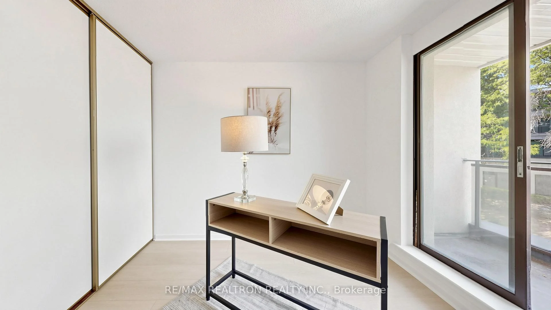 Photo 65 of Unit 151, 10 Moonstone Byway, North York, Hillcrest Village — HOMEH
