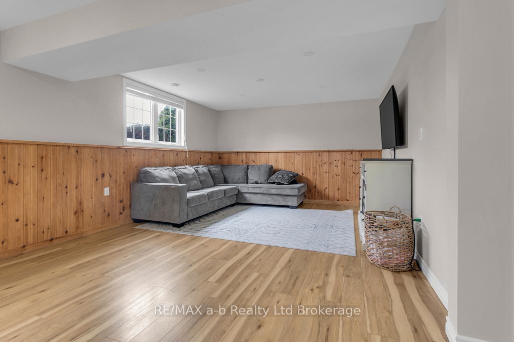 Photo 37 of 6744 Hacienda Road, Malahide, Rural Malahide — HOMEH