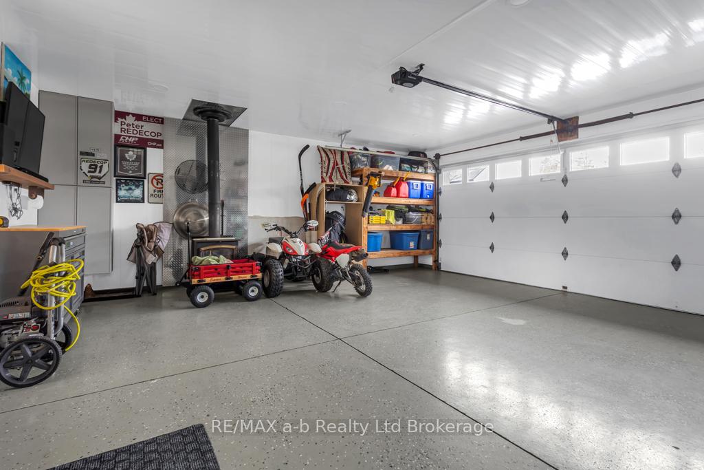 Photo 42 of 6744 Hacienda Road, Malahide, Rural Malahide — HOMEH