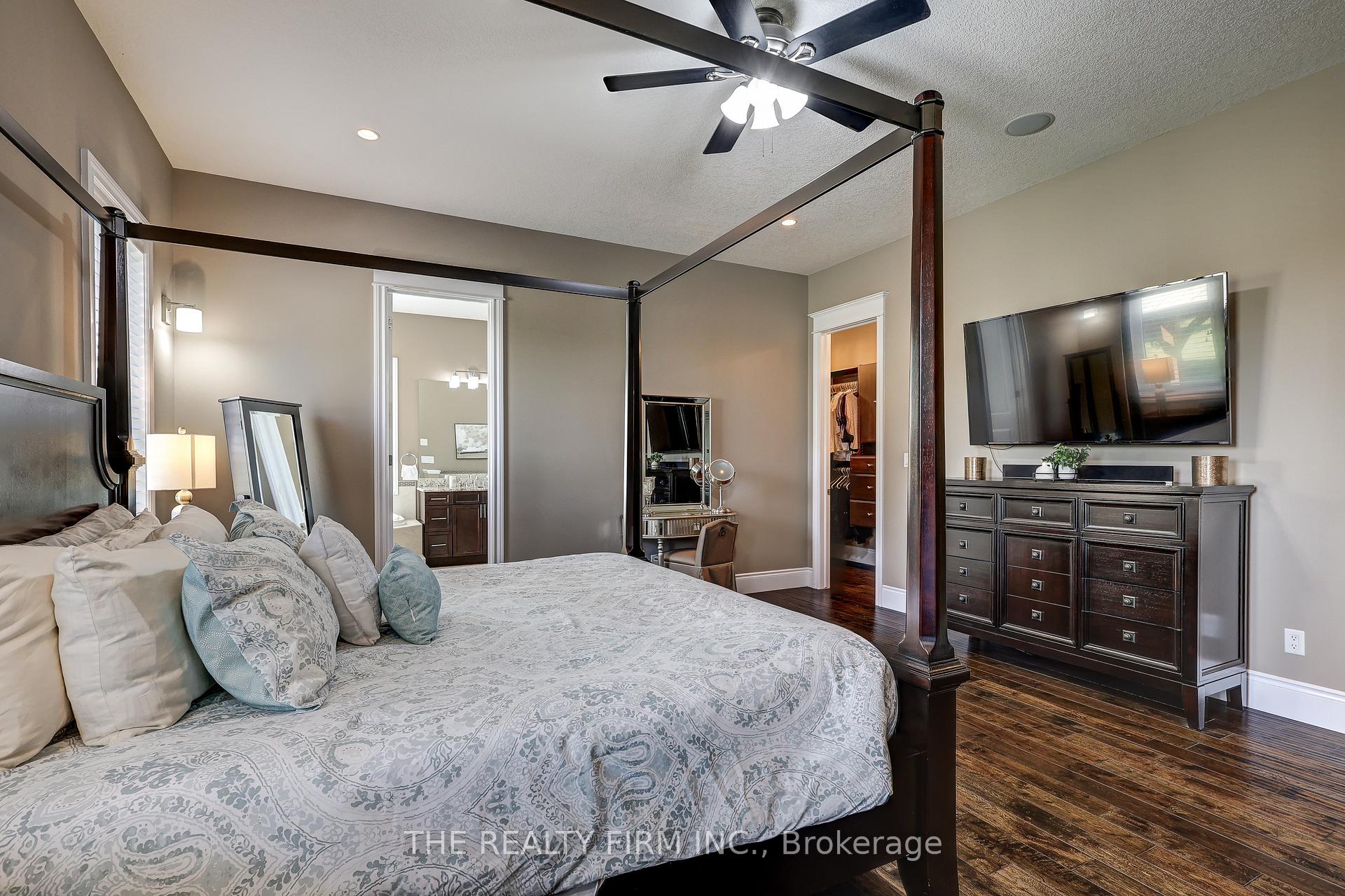 Photo 21 of 22060 Nissouri Road, Thames Centre, Thorndale — HOMEH