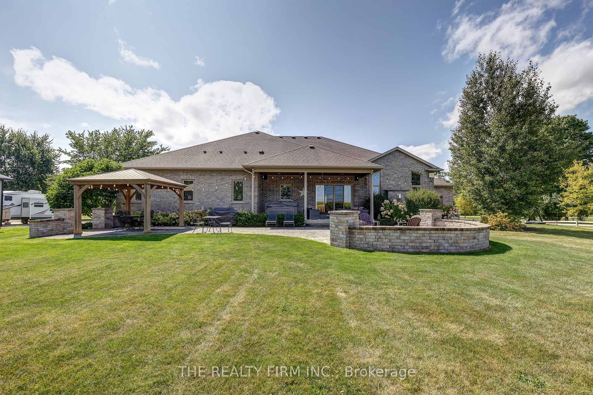 Photo 42 of 22060 Nissouri Road, Thames Centre, Thorndale — HOMEH