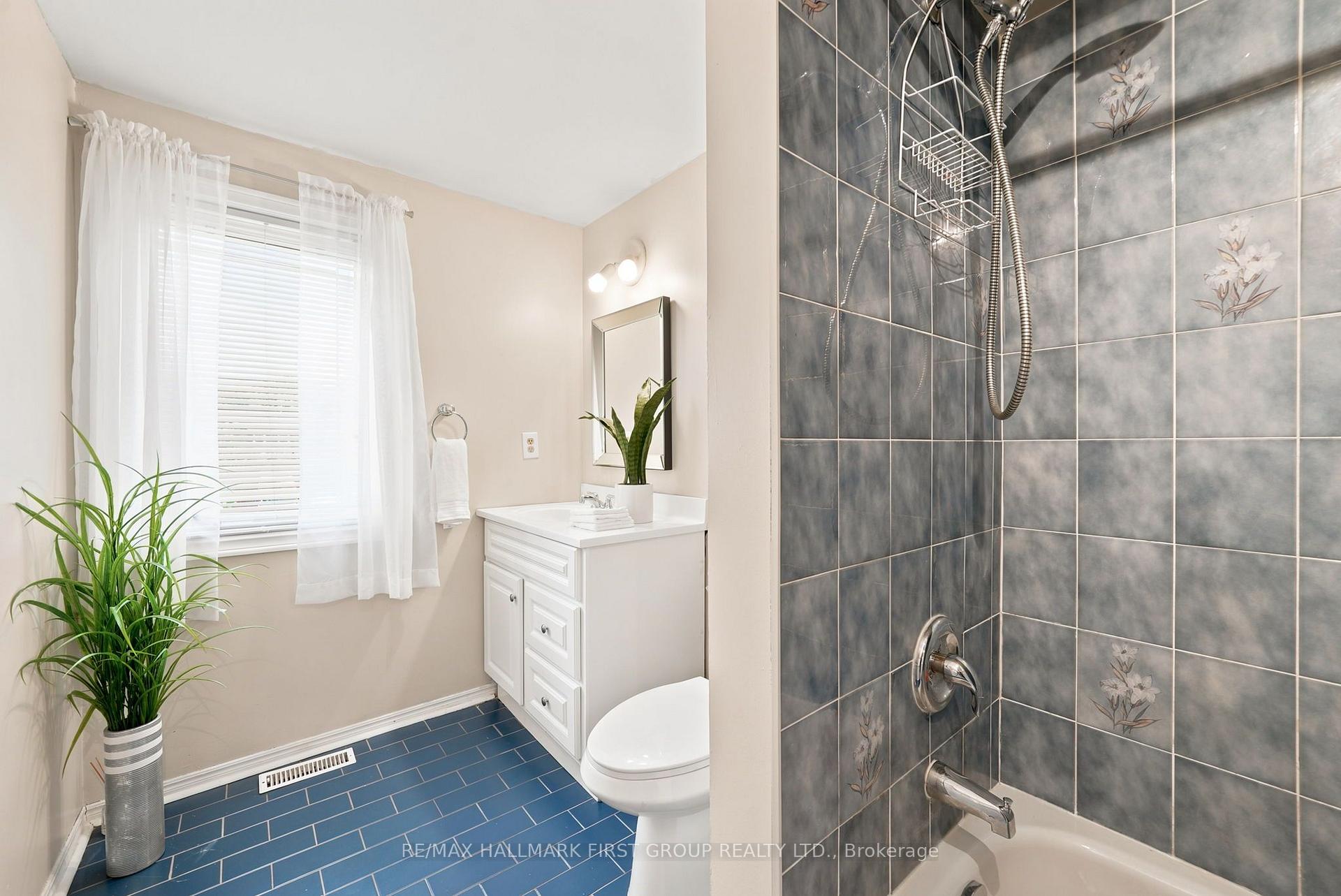 Photo 17 of 1928 New Street, Pickering, Amberlea — HOMEH
