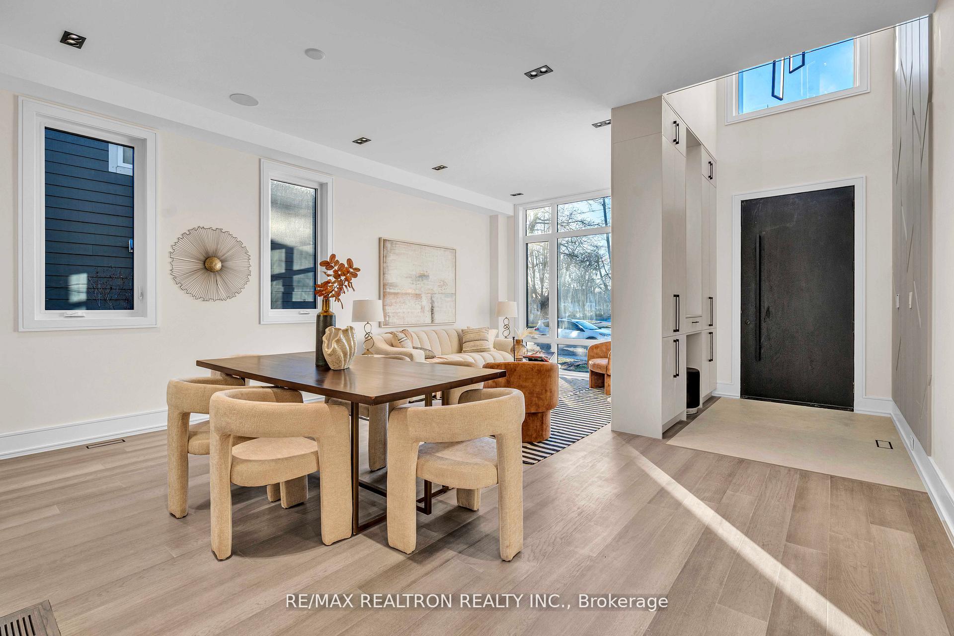 Photo 3 of 19 Topham Road, Toronto, O'Connor-Parkview — HOMEH