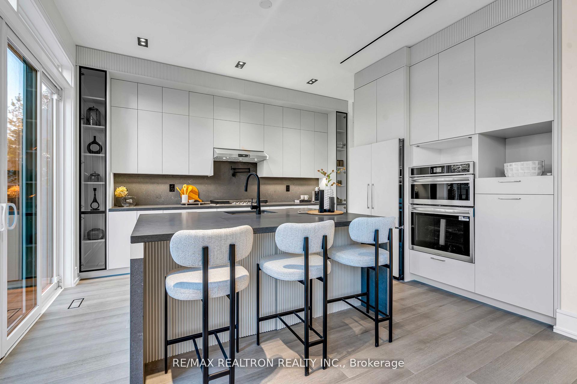Photo 12 of 19 Topham Road, Toronto, O'Connor-Parkview — HOMEH