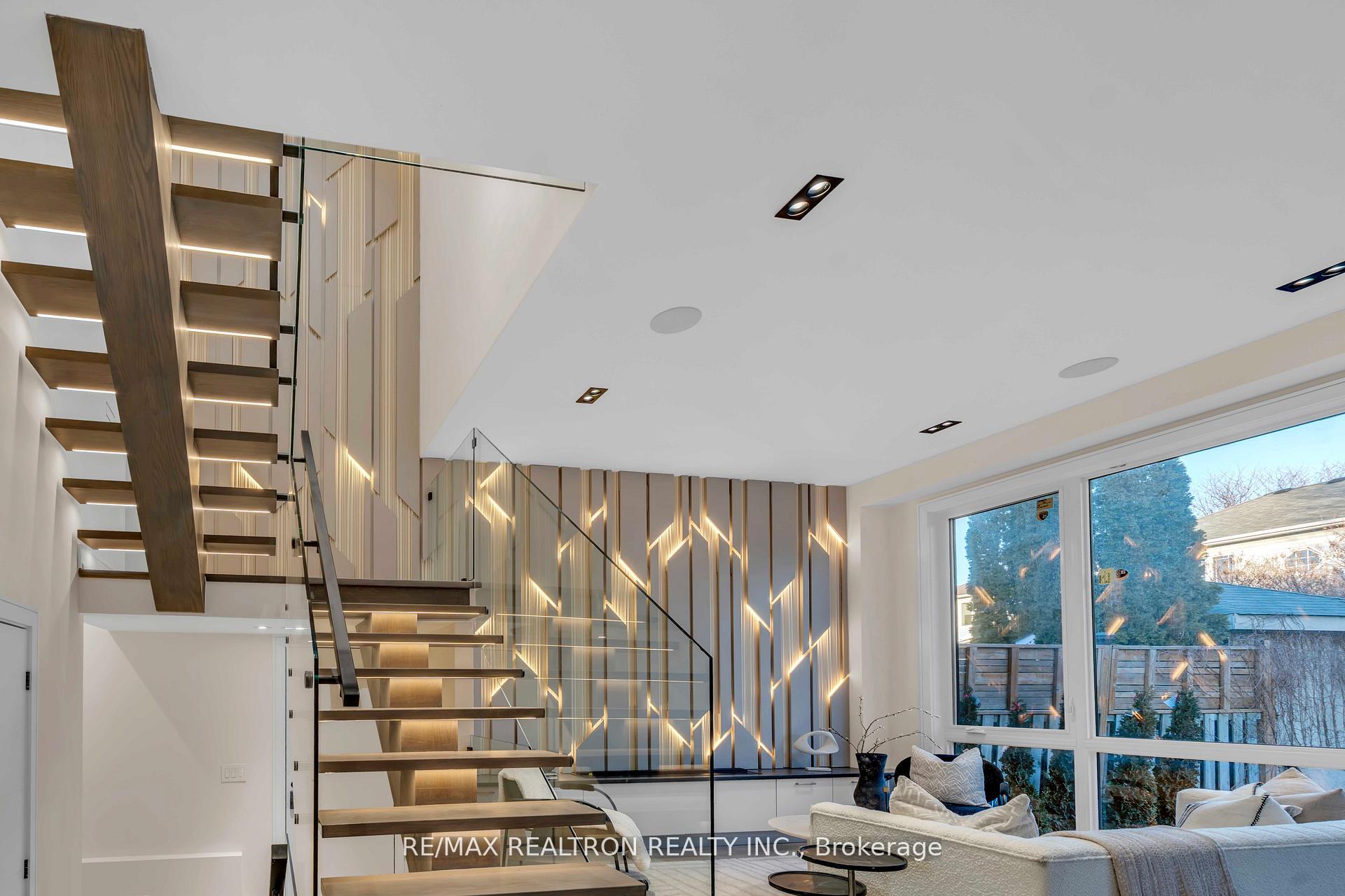 Photo 18 of 19 Topham Road, Toronto, O'Connor-Parkview — HOMEH