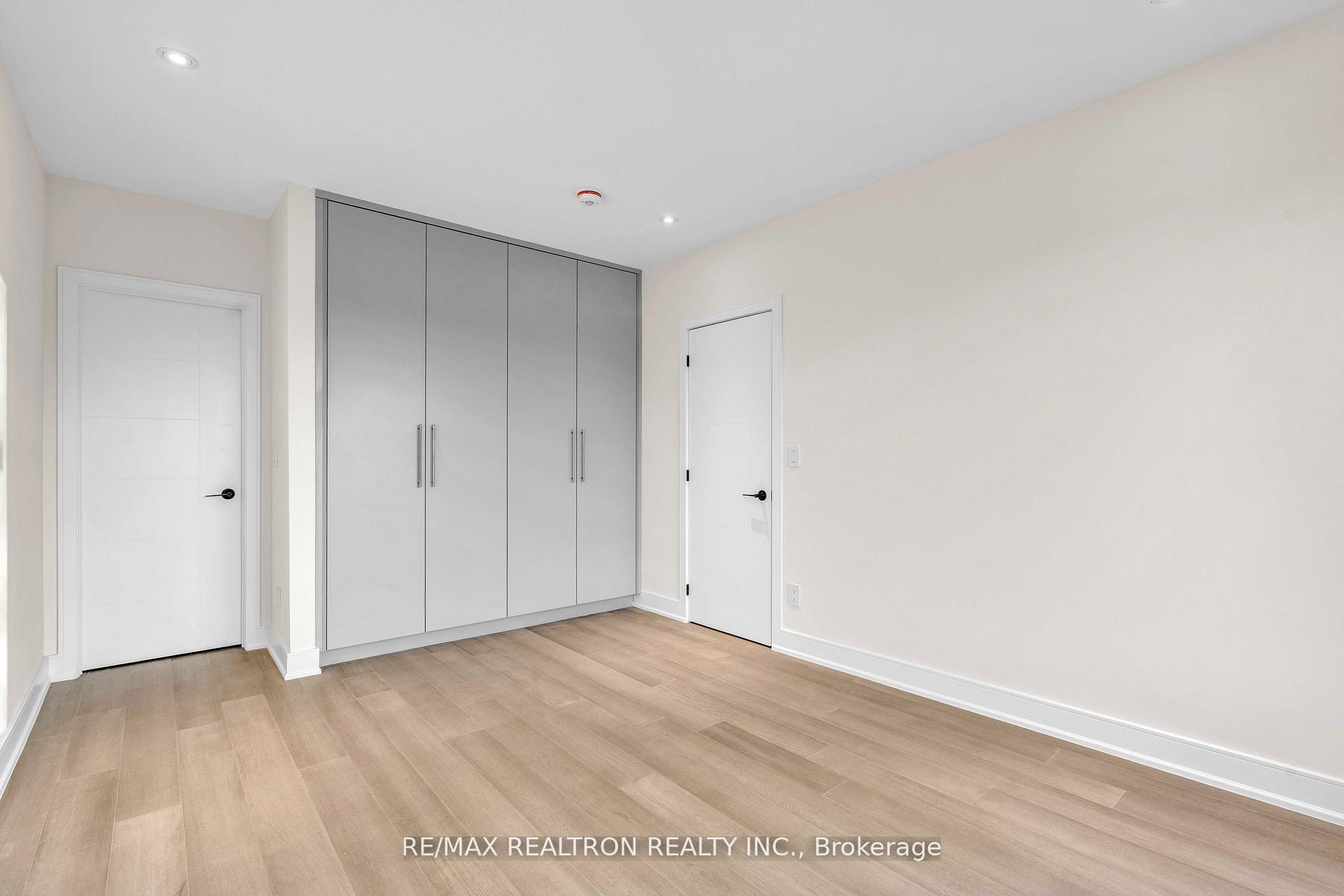 Photo 33 of 19 Topham Road, Toronto, O'Connor-Parkview — HOMEH