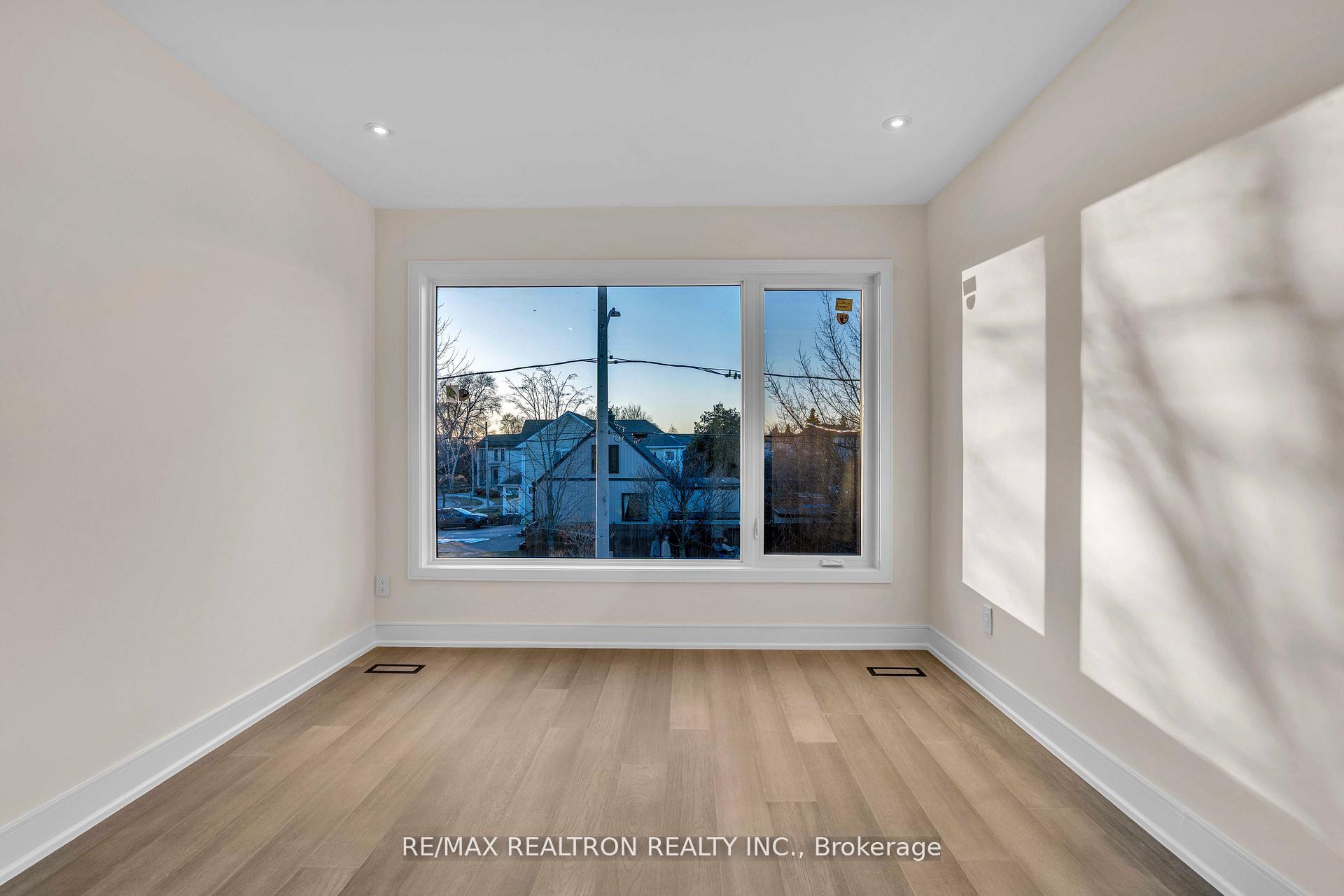 Photo 34 of 19 Topham Road, Toronto, O'Connor-Parkview — HOMEH