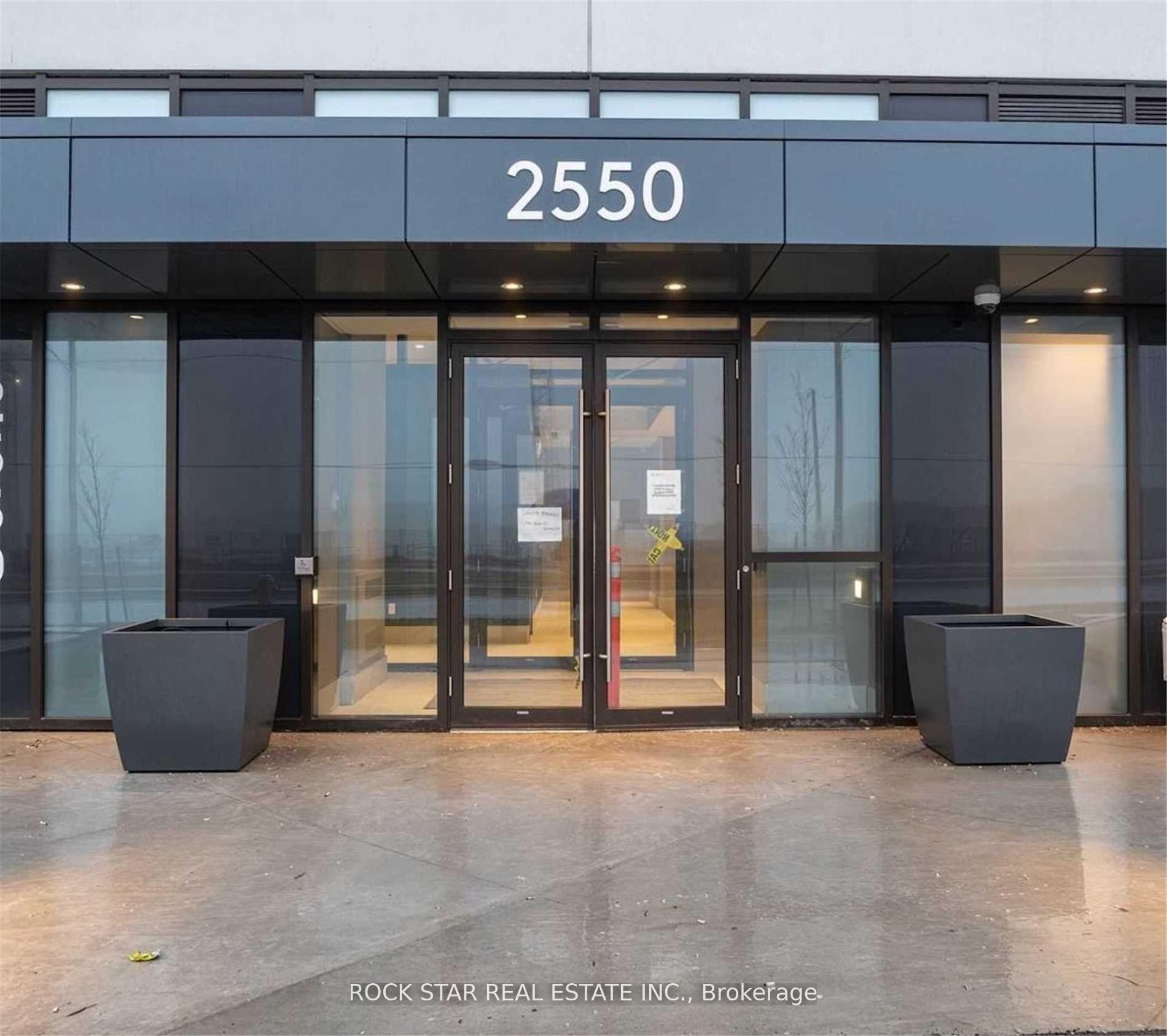 Photo of Unit 1817, 2550 Simcoe Street N