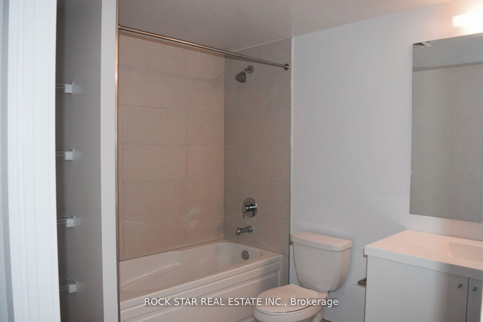 Photo 14 of Unit 1817, 2550 Simcoe Street N, Oshawa, Windfields — HOMEH