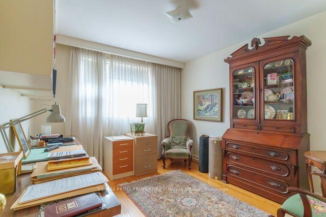 Photo 8 of 51 Heath Street E, Toronto, Rosedale-Moore Park — HOMEH