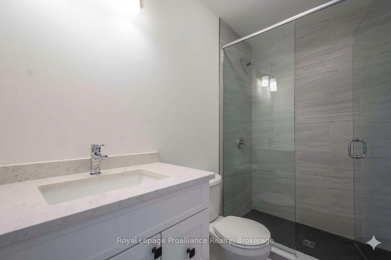 Photo 13 of 121 Farrington Crescent, Prince Edward County, Picton Ward — HOMEH